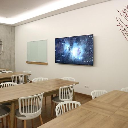 ツリーハウス スイーツ ブティック サービスト アパートメント ジャカルタ エクステリア 写真
